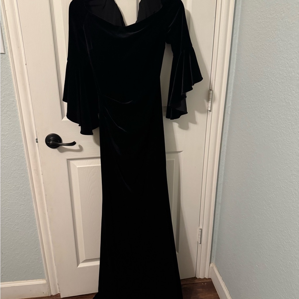 Betsy & Adam Black Velvet Long Sleeve Gown